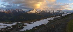 Archiv Foto Webcam Gerlos Latschensee 19:00