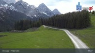 Archived image Webcam Ehrwald Alm - Feldernalm Zugspitze 16:00
