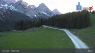 Archived image Webcam Ehrwald Alm - Feldernalm Zugspitze 02:00