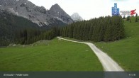 Archived image Webcam Ehrwald Alm - Feldernalm Zugspitze 16:00