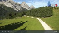 Archived image Webcam Ehrwald Alm - Feldernalm Zugspitze 08:00