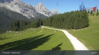 Archived image Webcam Ehrwald Alm - Feldernalm Zugspitze 08:00