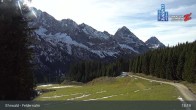 Archived image Webcam Ehrwald Alm - Feldernalm Zugspitze 12:00