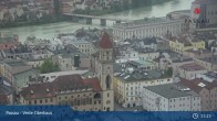 Archiv Foto Webcam Passau: Panoramablick auf Donau, Ortspitze und Altstadt 14:00