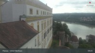 Archiv Foto Webcam Passau: Panoramablick auf Donau, Ortspitze und Altstadt 08:00