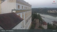 Archiv Foto Webcam Passau: Panoramablick auf Donau, Ortspitze und Altstadt 02:00