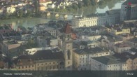 Archiv Foto Webcam Passau: Panoramablick auf Donau, Ortspitze und Altstadt 18:00