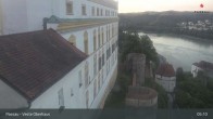 Archiv Foto Webcam Passau: Panoramablick auf Donau, Ortspitze und Altstadt 04:00