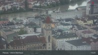 Archiv Foto Webcam Passau: Panoramablick auf Donau, Ortspitze und Altstadt 12:00