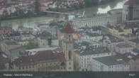 Archiv Foto Webcam Passau: Panoramablick auf Donau, Ortspitze und Altstadt 18:00