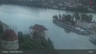 Archiv Foto Webcam Passau: Panoramablick auf Donau, Ortspitze und Altstadt 03:00