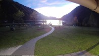 Archived image Webcam Lake Weissensee (East side) 17:00