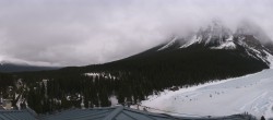 Archived image Webcam The Fairmont Chateau Lake Louise 14:00