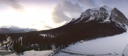 Archived image Webcam The Fairmont Chateau Lake Louise 07:00