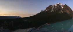 Archived image Webcam The Fairmont Chateau Lake Louise 04:00
