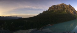 Archived image Webcam The Fairmont Chateau Lake Louise 04:00
