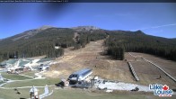 Archived image Webcam Lake Louise: Base Area 05:00