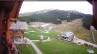 Archived image Webcam Lake Louise: Base Area 08:00