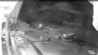 Archived image Webcam Lake Louise: Base Area 02:00