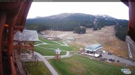 Archived image Webcam Lake Louise: Base Area 16:00