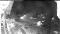 Archived image Webcam Lake Louise: Base Area 03:00