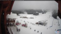 Archived image Webcam Lake Louise: Base Area 09:00