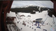 Archived image Webcam Lake Louise: Base Area 11:00