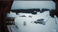 Archived image Webcam Lake Louise: Base Area 15:00