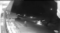 Archived image Webcam Lake Louise: Base Area 05:00