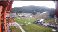 Archived image Webcam Lake Louise: Base Area 06:00