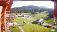 Archived image Webcam Lake Louise: Base Area 06:00
