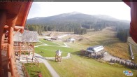 Archived image Webcam Lake Louise: Base Area 05:00