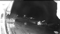 Archived image Webcam Lake Louise: Base Area 21:00