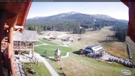 Archived image Webcam Lake Louise: Base Area 08:00