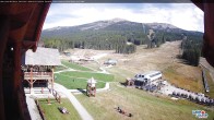 Archived image Webcam Lake Louise: Base Area 10:00