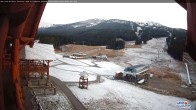 Archived image Webcam Lake Louise: Base Area 06:00