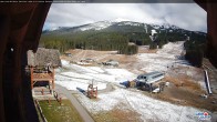 Archived image Webcam Lake Louise: Base Area 10:00