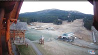 Archived image Webcam Lake Louise: Base Area 06:00