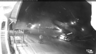 Archived image Webcam Lake Louise: Base Area 03:00