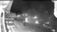 Archived image Webcam Lake Louise: Base Area 07:00