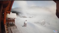 Archived image Webcam Lake Louise: Base Area 15:00