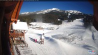 Archived image Webcam Lake Louise: Base Area 17:00