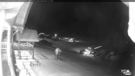 Archiv Foto Webcam Lake Louise: Talstation 03:00