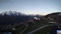 Archiv Foto Webcam Kapelle Bettmeralp 05:00