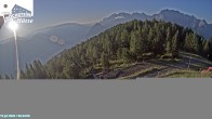 Archiv Foto Webcam Sicht von der Hochsteinhütte auf 2057 Meter 05:00