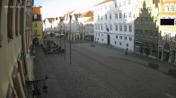 Archiv Foto Webcam Landshut: Blick vom Rathaus auf die Residenz 06:00
