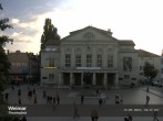Archiv Foto Webcam Weimar: Theaterplatz und Deutsches Nationaltheater 19:00