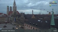 Archiv Foto Webcam Marienplatz München - Altes Rathaus 04:00