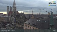 Archiv Foto Webcam Marienplatz München - Altes Rathaus 18:00