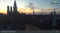 Archiv Foto Webcam Marienplatz München - Altes Rathaus 20:00